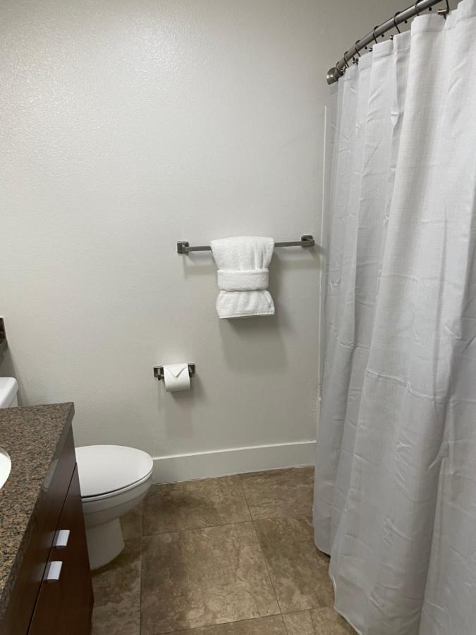 Villa Marina - Modern & Immaculate, Spacious, Gated Condo With Fireplace Pool, Gym, 2 Master Bedrooms Los Angeles Luaran gambar