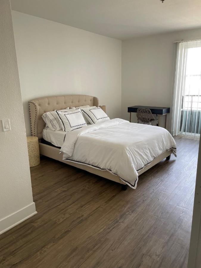 Villa Marina - Modern & Immaculate, Spacious, Gated Condo With Fireplace Pool, Gym, 2 Master Bedrooms Los Angeles Luaran gambar